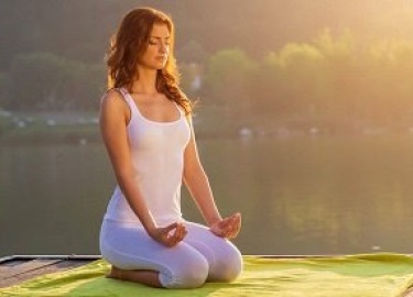 Меньше всего хочется заболеть на фоне трудной жизненной ситуации. Вместе с тем, это случается очень часто, поскольку есть прямая связь между стресс...